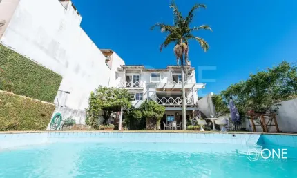Casa em condomínio fechado com 3 quartos à venda na Rua Gustavo Schmidt, 335, Três Figueiras, Porto Alegre por R$ 2.700.000