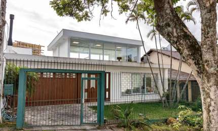 Casa em condomínio fechado com 3 quartos à venda na Rua Comendador Creidy, 24, Chácara das Pedras, Porto Alegre por R$ 2.900.000