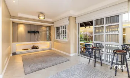 Casa em condomínio fechado com 3 quartos à venda na Rua São Leopoldo, 429, Chácara das Pedras, Porto Alegre por R$ 1.920.000