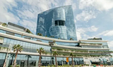 Sala comercial para alugar na Avenida Padre Cacique, 2893, Praia de Belas, Porto Alegre por R$ 14.000