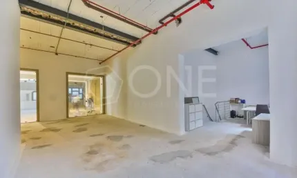 Ponto comercial para alugar na Avenida Independência, 1183, Independência, Porto Alegre por R$ 11.900