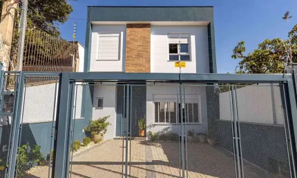 Casa em condomínio fechado com 4 quartos à venda na Rua Matias José Bins, 1331, Chácara das Pedras, Porto Alegre por R$ 1.140.000