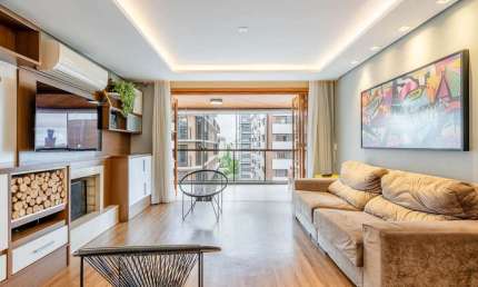 Apartamento com 3 quartos à venda na Rua Carlos Trein Filho, 577, Mont Serrat, Porto Alegre por R$ 1.890.000