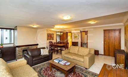 Apartamento com 3 quartos para alugar na Rua Castro Alves, 915, Independência, Porto Alegre por R$ 5.300