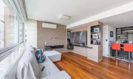 Apartamento com 3 quartos à venda na Avenida Iguassu, 550, Petrópolis, Porto Alegre por R$ 1.499.000