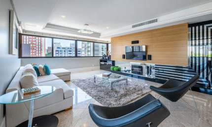 Apartamento com 3 quartos à venda na Rua Eudoro Berlink, 77, Moinhos de Vento, Porto Alegre por R$ 3.390.000
