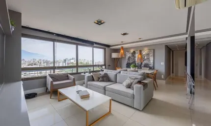 Apartamento com 2 quartos à venda na Rua Roque Calage, 900, Passo da Areia, Porto Alegre por R$ 1.350.000