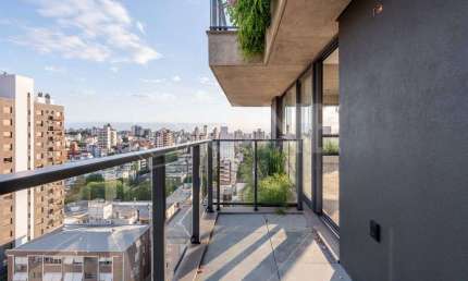Apartamento com 3 quartos à venda na Avenida Itajaí, 105, Petrópolis, Porto Alegre por R$ 1.990.000