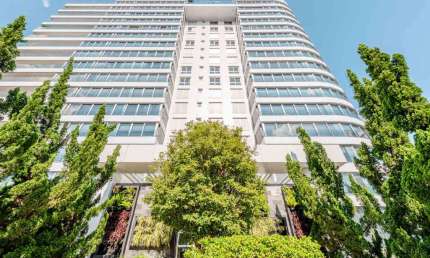 Apartamento com 3 quartos à venda na Avenida Engenheiro Ary de Abreu Lima, 555, Vila Ipiranga, Porto Alegre por R$ 7.990.000