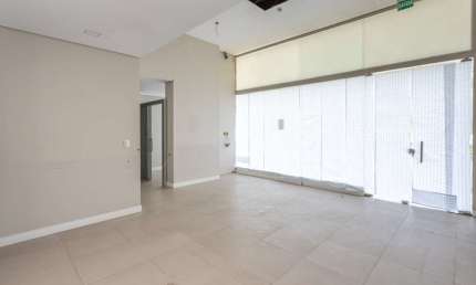 Ponto comercial para alugar na Avenida Ipiranga, 50, Praia de Belas, Porto Alegre por R$ 12.000