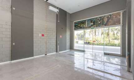 Ponto comercial para alugar na Avenida Ipiranga, 50, Praia de Belas, Porto Alegre por R$ 4.000