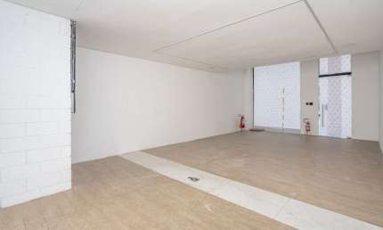 Ponto comercial para alugar na Avenida Ipiranga, 50, Praia de Belas, Porto Alegre por R$ 5.500
