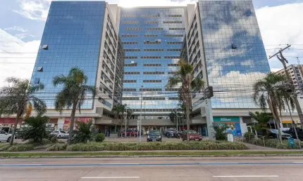 Sala comercial à venda na Avenida Ipiranga, 7464, Jardim Botânico, Porto Alegre por R$ 2.800.000