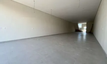 Ponto comercial para alugar na Avenida Liberdade, 1662, Santa Isabel, Viamão por R$ 12.000