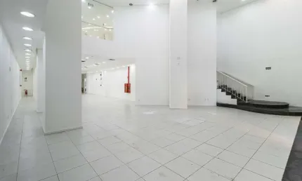 Ponto comercial para alugar na Rua Uruguai, 292, Centro Histórico, Porto Alegre por R$ 29.000