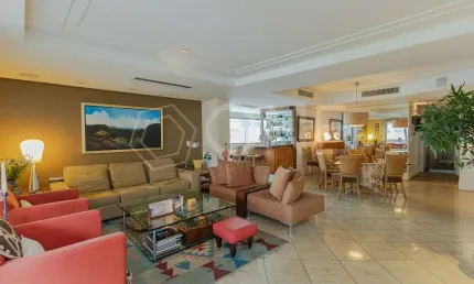 Apartamento com 3 quartos à venda na Rua Carvalho Monteiro, 257, Petrópolis, Porto Alegre por R$ 2.000.000