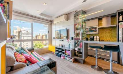 Apartamento com 2 quartos à venda na Rua Eça de Queiroz, 194, Petrópolis, Porto Alegre por R$ 780.000