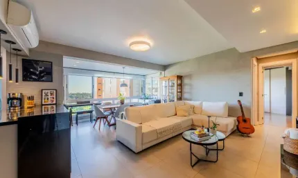 Apartamento com 2 quartos à venda na Rua José Albano Volkmer, 230, Central Parque, Porto Alegre por R$ 968.000