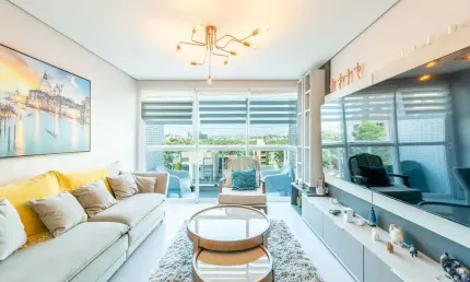 Apartamento com 3 quartos para alugar na Rua Artur Fabião Carneiro, 249, Passo da Areia, Porto Alegre por R$ 8.000