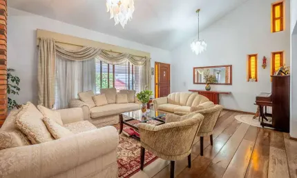 Casa em condomínio fechado com 5 quartos à venda na Rua Alcides Gonzaga, 370, Boa Vista, Porto Alegre por R$ 1.649.000