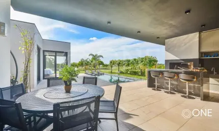 Casa em condomínio fechado com 4 quartos à venda na Avenida Juca Batista, 8000, Belém Novo, Porto Alegre por R$ 3.850.000