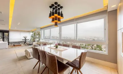 Apartamento com 3 quartos à venda na Rua Doutor Lauro de Oliveira, 140, Rio Branco, Porto Alegre por R$ 3.300.000