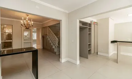 Casa em condomínio fechado com 3 quartos para alugar na alípio césar, 66, boa vista, porto alegre por r$ 12.000