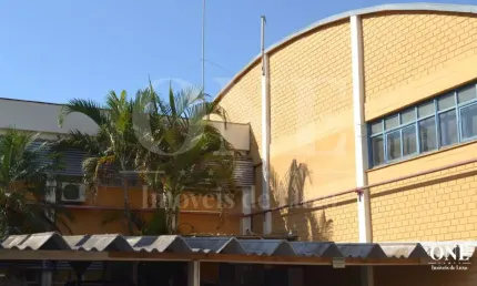 Barracão / Galpão / Depósito à venda na Avenida das Indústrias, 814, São João, Porto Alegre por R$ 5.500.000