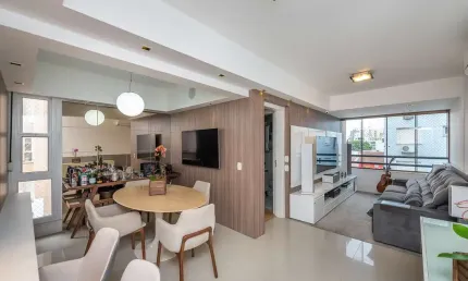 Apartamento com 2 quartos à venda na Rua Afonso Taunay, 120, Boa Vista, Porto Alegre por R$ 700.000