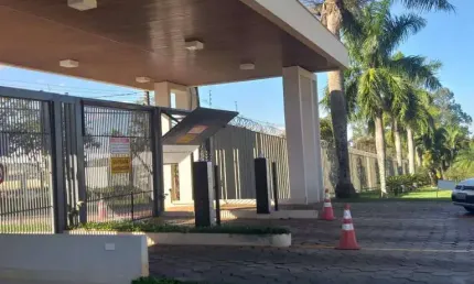 Terreno a Venda com 1.732,24 M²   Condomínio Estancia Bom Tempo  .