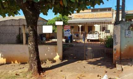 Imóvel  a Venda Terreno de 200 M² Edícula de 45 M² Zona Sul .