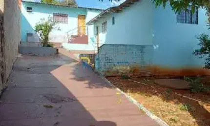 Casa a Venda   Conjunto São Lourenço Terreno 265 M²