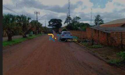 Terreno a Venda  com 2 lotes de 675 M² cada  com casa  em Guaravera  PR