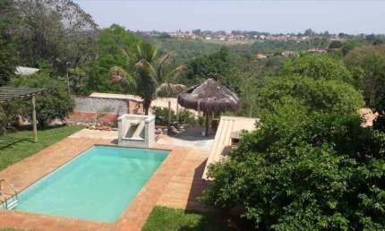 Chácara  a Venda área total de 10850 M²  280 M² de construção , Piscina