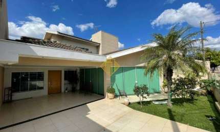 Casa à venda, 3 quartos, 1 suíte, 4 vagas, Pacaembu - Cascavel/PR