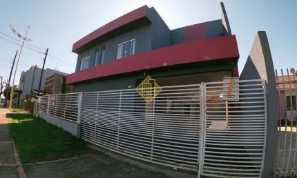 Sobrado à venda, 4 quartos, 1 suíte, 4 vagas, Jardim Coopagro - Toledo/PR