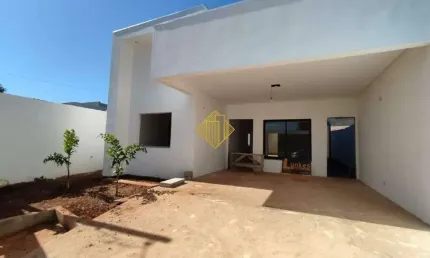 CASA COM DUAS SUÍTES E ÁREA GOURMET PRÓXIMA AO LAGO NOVO