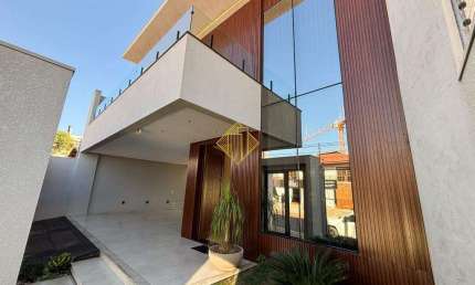 Belíssimo sobrado de alto padrão com 3 suítes e 5 vagas no Cancelli Cascavel Pr