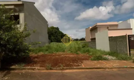 Terreno à venda na Vila Becker, Toledo 