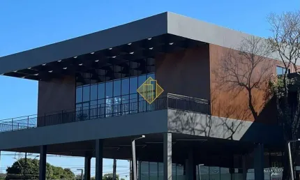 Oportunidade de locação - sala comercial com 500m² no la salle em toledo - paraná