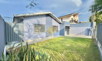 Casa com 3 quartos à venda no Centro, Cascavel 