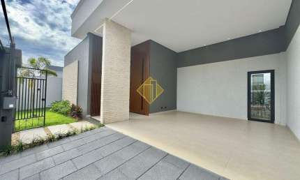 LINDA CASA COM PÉ DIREITO ALTO E 3 SUÍTES - TROPICAL III