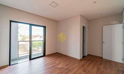 Sobrado à venda, 3 quartos, 1 suíte, 2 vagas, Jardim Gisela - Toledo/PR