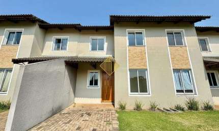 Sobrado à venda, 2 quartos, 1 vaga, Floresta - Cascavel/PR