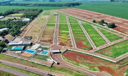 Terreno à venda no Centro, Cascavel 