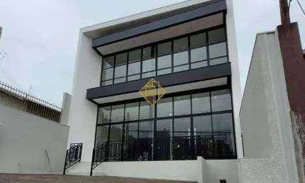 Sala comercial para locação com mezanino no centro de toledo - paraná