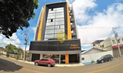 Apartamento à venda, 2 quartos, 1 suíte, 2 vagas, Centro - Toledo/PR
