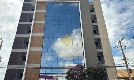 **APARTAMENTO DE ALTO PADRÃO COM 03 SUÍTES NO CENTRO, TOLEDO/PR**