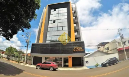 Apartamento à venda, 2 quartos, 1 suíte, 2 vagas, Centro - Toledo/PR