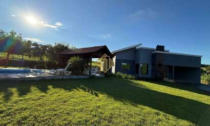 *** CASA EM CONCORDIA DO OESTE , TOLEDO - PARANÁ COM PISCINA ****
